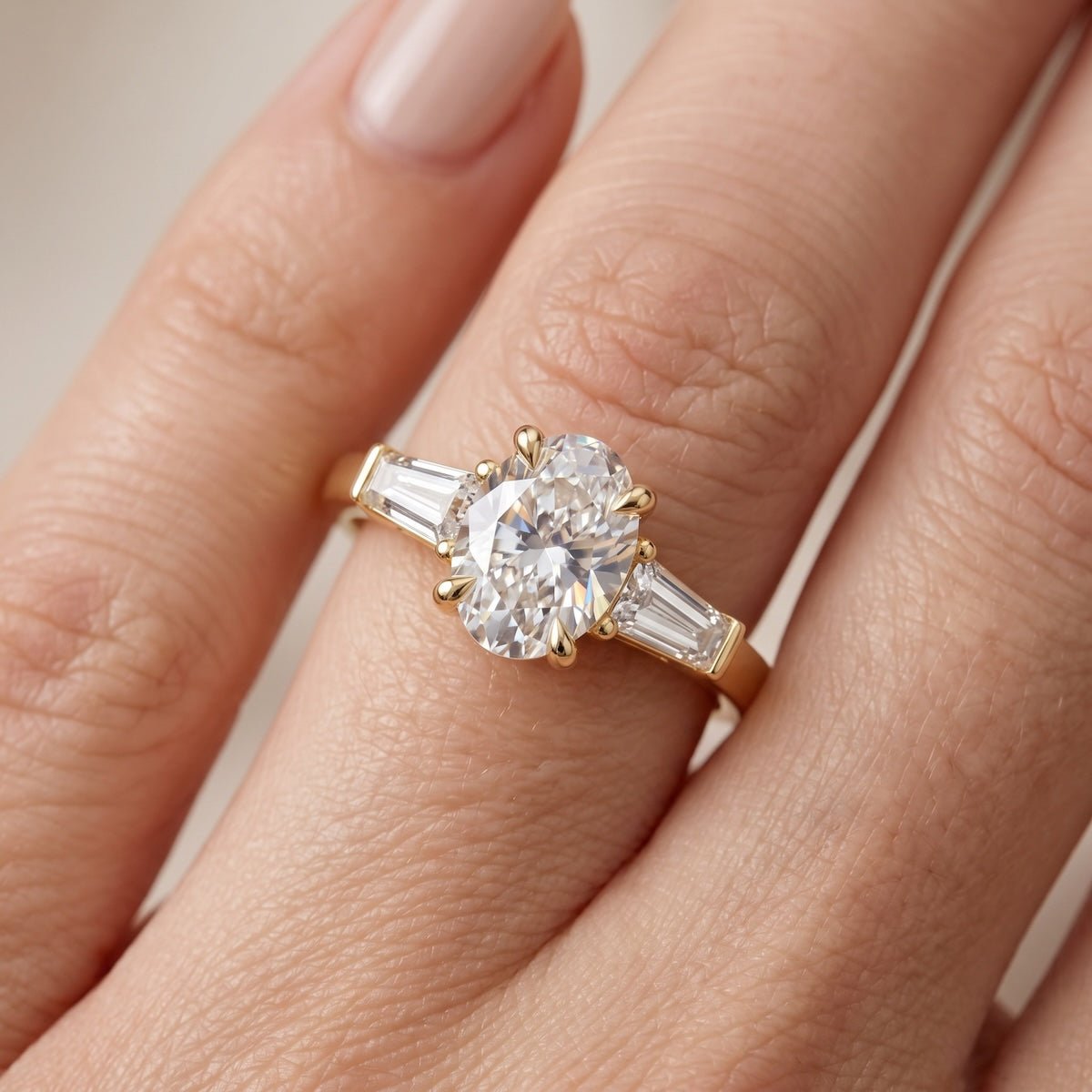 3Diamonds tappered oval 1,40 ct. - BREEDIA
