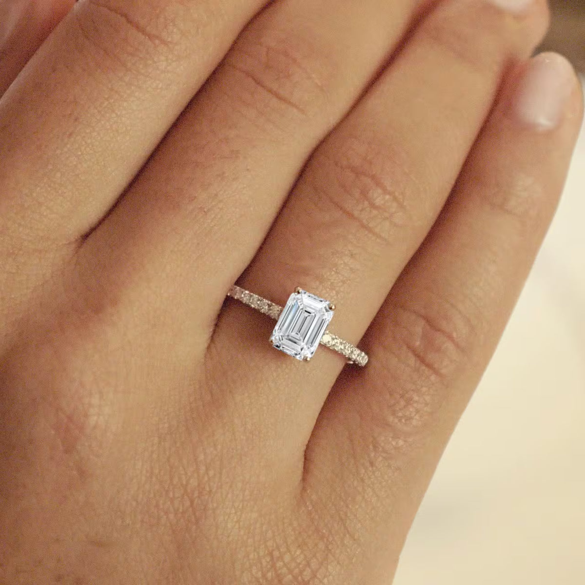 Emerald Pavé 1,16 ct. mit Labordiamant