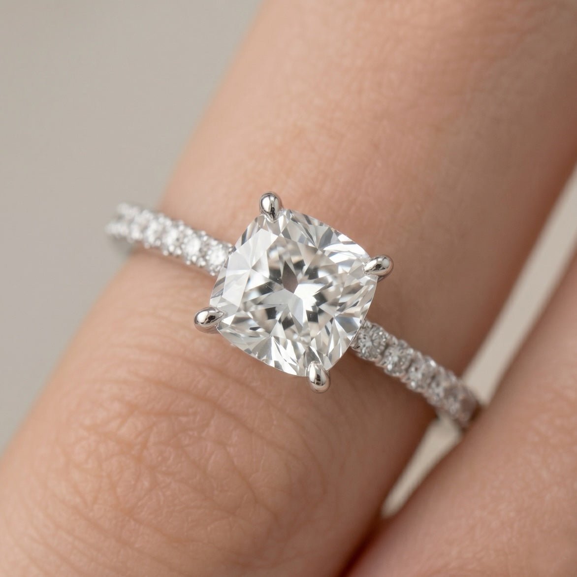 Cushion Pave